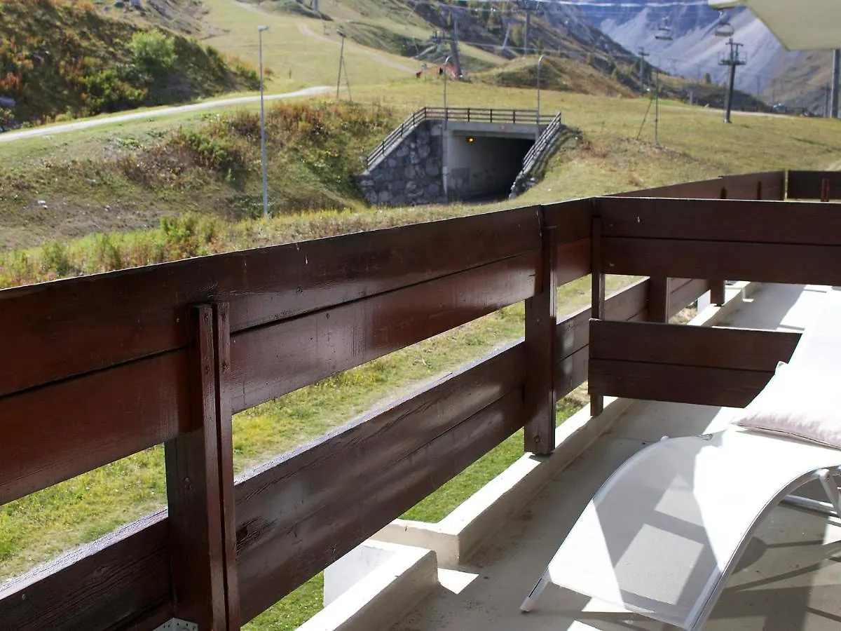 Apartment Les Pistes - Lavachet-2 By Interhome